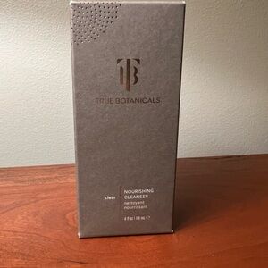 True Botanicals Clear Nourishing Cleanser